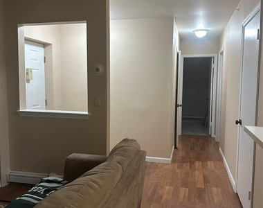 11 Lexington Hill - Photo Thumbnail 6