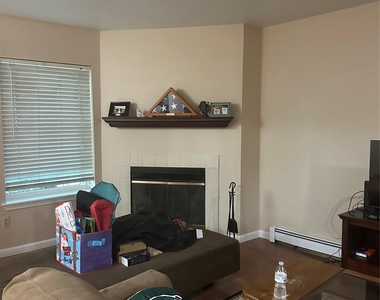 11 Lexington Hill - Photo Thumbnail 5