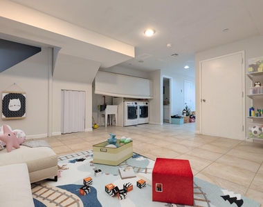 46-45 193rd Street - Photo Thumbnail 10