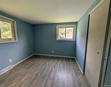 26 Stony Run Road - Photo Thumbnail 19