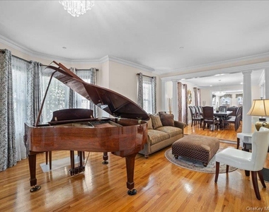 283 Harrison Avenue - Photo Thumbnail 3