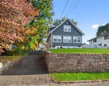 26 Woodfield Terrace - Photo Thumbnail 1