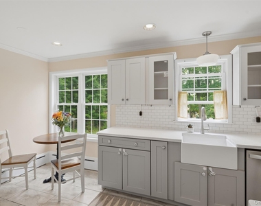 7 Lookout Avenue - Photo Thumbnail 7