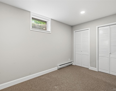35 S Quincy Court S - Photo Thumbnail 8