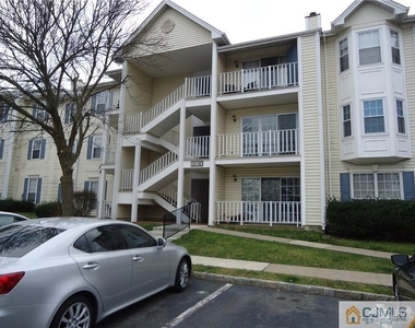 28 Pembrook Avenue - Photo Thumbnail 5