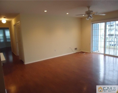 28 Pembrook Avenue - Photo Thumbnail 7