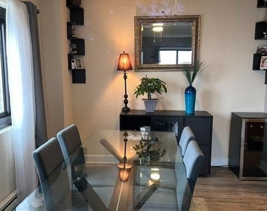 32 Allen Place - Photo Thumbnail 2