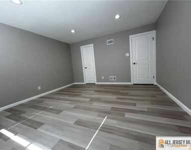 13 Sweetgum Lane - Photo Thumbnail 18