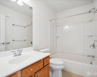 1501 Gabriel Lane - Photo Thumbnail 13