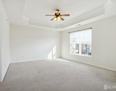 1501 Gabriel Lane - Photo Thumbnail 9