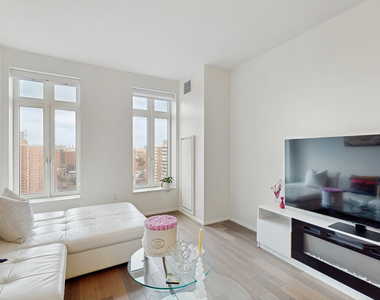 543 W 122nd Street - Photo Thumbnail 1