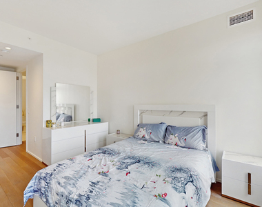 543 W 122nd Street - Photo Thumbnail 7