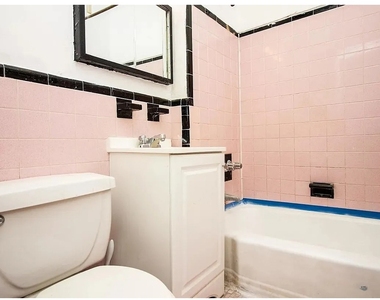 352 Lafayette Avenue - Photo Thumbnail 5