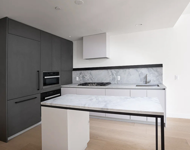 45 E 7th Street - Photo Thumbnail 1