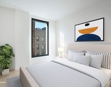 45 E 7th Street - Photo Thumbnail 4