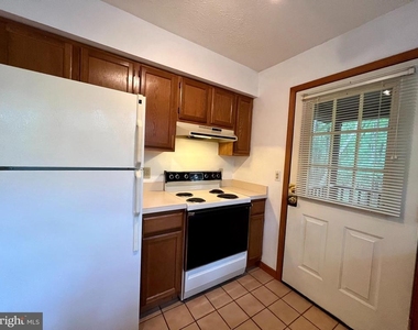 148 S Fieldstone Lane - Photo Thumbnail 14