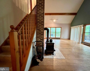 148 S Fieldstone Lane - Photo Thumbnail 4