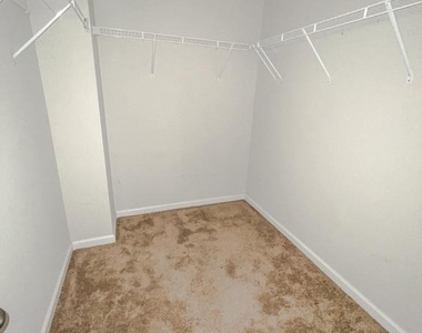 131 Cramsford Street - Photo Thumbnail 9