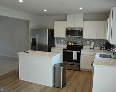 14 Tadpole Landing Road - Photo Thumbnail 2