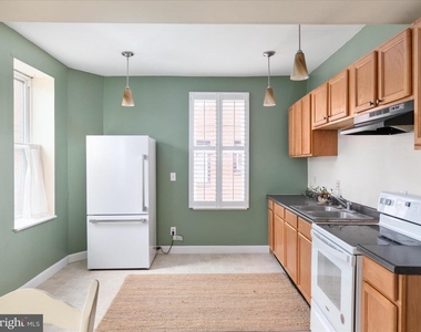 401 E Main Street - Photo Thumbnail 4