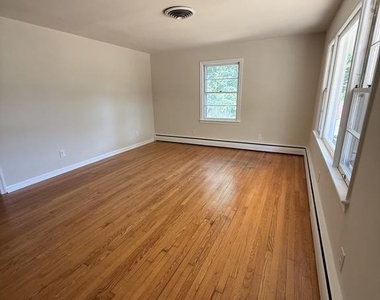 51 Blair Road - Photo Thumbnail 4