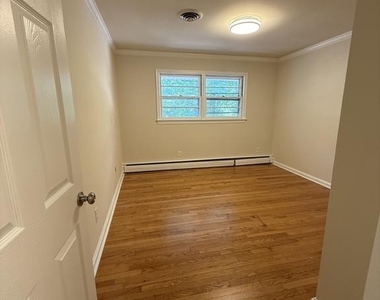51 Blair Road - Photo Thumbnail 9