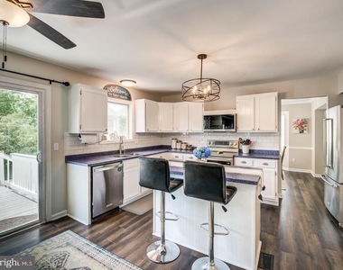 15744 Beau Ridge Drive - Photo Thumbnail 13