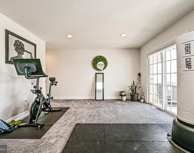 13821 Litespeed Way - Photo Thumbnail 38