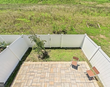 13821 Litespeed Way - Photo Thumbnail 23
