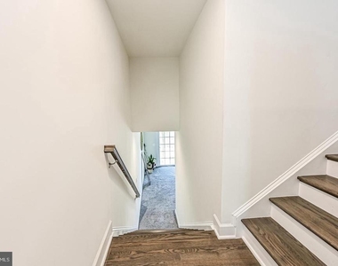 13821 Litespeed Way - Photo Thumbnail 37