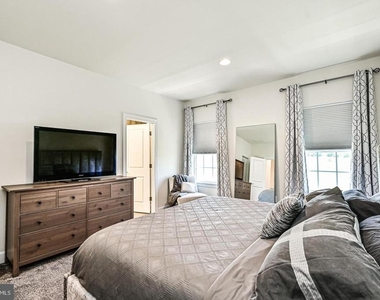 13821 Litespeed Way - Photo Thumbnail 27