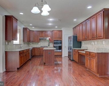 43185 Tandridge Way - Photo Thumbnail 13