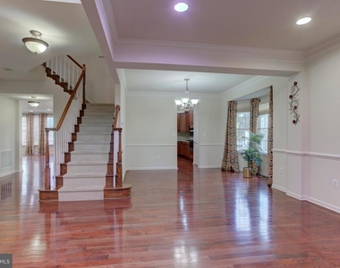 43185 Tandridge Way - Photo Thumbnail 9
