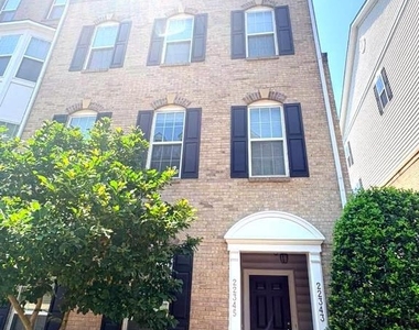 22345 Concord Station Terrace - Photo Thumbnail 4