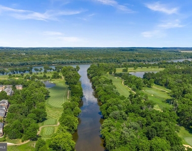 43779 Bent Creek Terrace - Photo Thumbnail 16