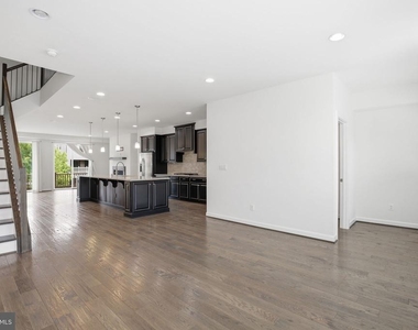 22527 Foundation Drive - Photo Thumbnail 8