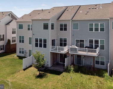 25450 Hopton House Terrace - Photo Thumbnail 3