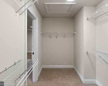 25450 Hopton House Terrace - Photo Thumbnail 14