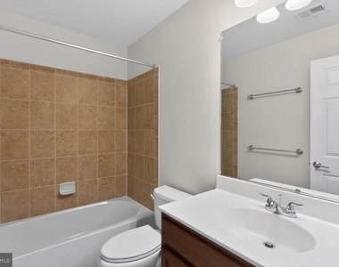 25450 Hopton House Terrace - Photo Thumbnail 17