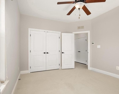 42101 Piebald Square - Photo Thumbnail 13