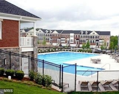 20592 Geddes Terrace - Photo Thumbnail 7