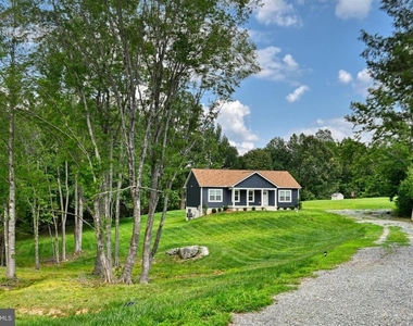 200 Seclusion Shores Drive - Photo Thumbnail 4