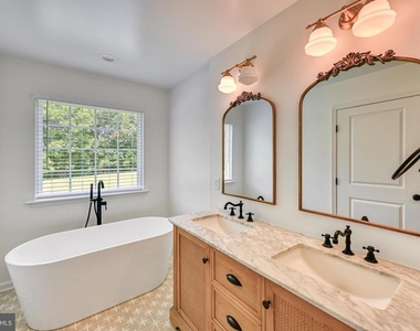 200 Seclusion Shores Drive - Photo Thumbnail 16