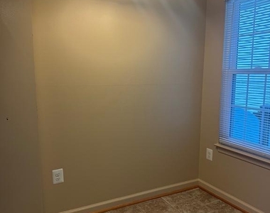 8610 Beekman Place - Photo Thumbnail 19