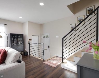 3290 Applegate Court - Photo Thumbnail 8