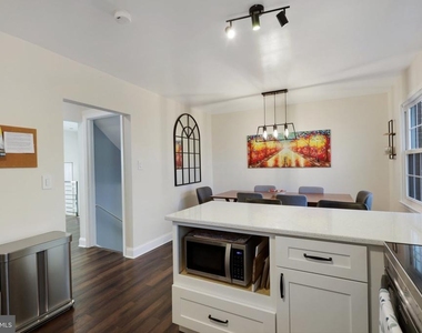3290 Applegate Court - Photo Thumbnail 4