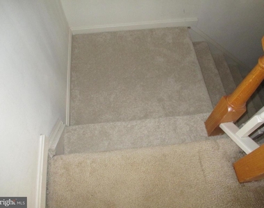 8305 Ridge Crossing Lane - Photo Thumbnail 25