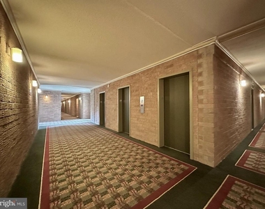 3101 S Manchester Street - Photo Thumbnail 14