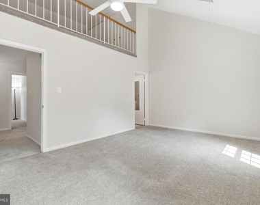 7691 Northern Oaks Court - Photo Thumbnail 24