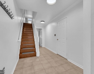 5937 Kirkcaldy Lane - Photo Thumbnail 8